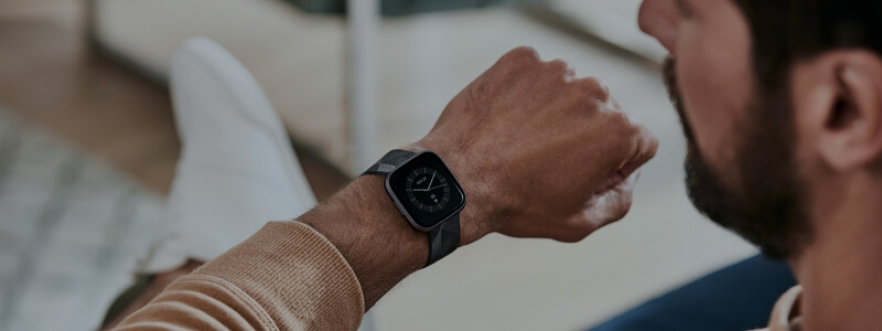 Fitbit Versa 2 фото