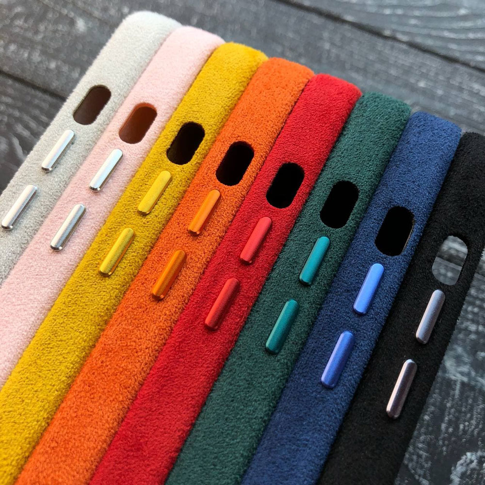 Замшевый чехол для iPhone 13 Pro Max Alcantara с защитой камеры фото 2